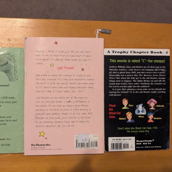 Set of 8 books for kids and teens - Picture 5 of 7